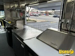 2019 Mt-55 Chassis All-purpose Food Truck Exterior Customer Counter Illinois Diesel Engine for Sale