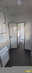 2019 Npr Mobile Clinic 33 Utah Gas Engine for Sale