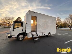 2019 Npr Mobile Clinic Open Signage Utah Gas Engine for Sale