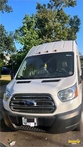 2019 Pet Care / Veterinary Truck Air Conditioning California Diesel Engine for Sale