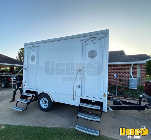 2019 Luxury Portable Potty Services Trailer / Mobile Portolet Trailer ...