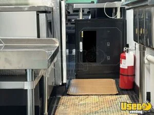 2019 Sprinter 2500 Coffee & Beverage Truck Exterior Lighting Michigan Gas Engine for Sale