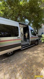 2019 Sprinter 2500 Mobile Hair & Nail Salon Truck Air Conditioning Florida Gas Engine for Sale