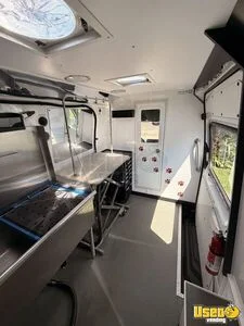2019 Sprinter 2500 Pet Care / Veterinary Truck Insulated Walls Pennsylvania Diesel Engine for Sale