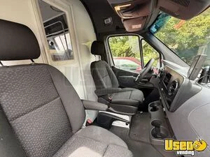 2019 Sprinter 2500 Pet Care / Veterinary Truck Shore Power Cord Pennsylvania Diesel Engine for Sale
