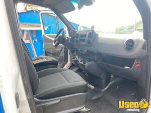 2019 Sprinter Catering Food Truck Electrical Outlets Florida Diesel Engine for Sale