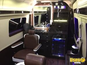 2019 Sprinter Mobile Barbershop Mobile Hair & Nail Salon Truck Air Conditioning New York Diesel Engine for Sale