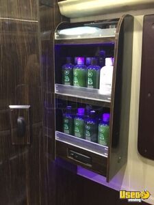 2019 Sprinter Mobile Barbershop Mobile Hair Salon Truck Electrical Outlets New York Diesel Engine for Sale