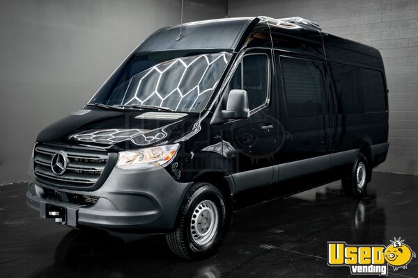 2019 Sprinter Mobile Hair & Nail Salon Truck California for Sale