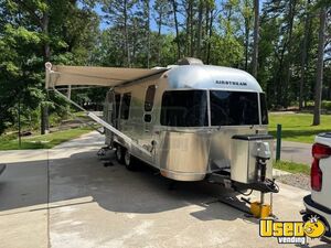 2019 Tiny Home Airstream Cabinets Texas for Sale