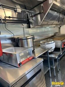 2019 Transit New Build Food Truck Diamond Plated Aluminum Flooring Florida Gas Engine for Sale