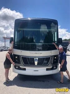 2019 Vacationer 35 Motorhome Cabinets Georgia Gas Engine for Sale