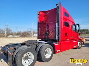 2019 Vnl Volvo Semi Truck Fridge Illinois for Sale