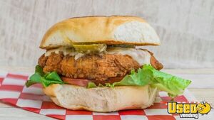 2020 32’ Fully Equipped Food Trailer Kitchen Food Trailer Cabinets Texas for Sale