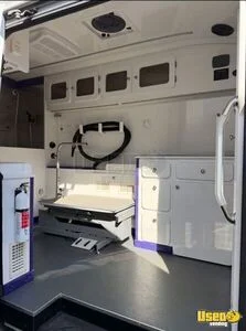 2020 350hd Pet Care / Veterinary Truck Cabinets Connecticut Gas Engine for Sale