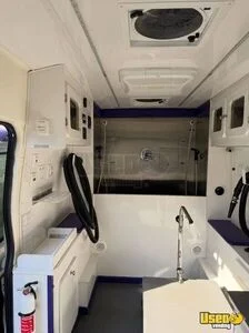 2020 350hd Pet Care / Veterinary Truck Insulated Walls Connecticut Gas Engine for Sale
