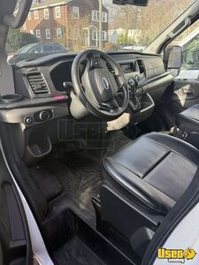 2020 350hd Pet Care / Veterinary Truck Insulated Walls Connecticut Gas Engine for Sale