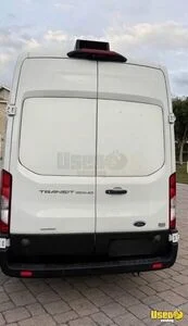 2020 350hd Pet Care / Veterinary Truck Spare Tire Connecticut Gas Engine for Sale