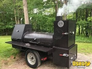 2020 8.5 X 22 Black Out Barbecue Food Trailer Diamond Plated Aluminum Flooring New York for Sale