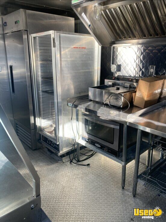 Beautifully Built 2020 7' x 24' Freedom Trailer Mobile Restaurant