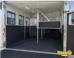 2020 8'x 26' Living Quarters Horse Trailers With Ramp 3-horse Lq Trailer Microwave Mississippi for Sale