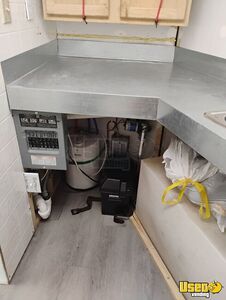 2020 Box Trailer Mobile Hair & Nail Salon Truck Electrical Outlets Missouri for Sale