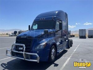 2020 Cascadia Freightliner Semi Truck 2 California for Sale