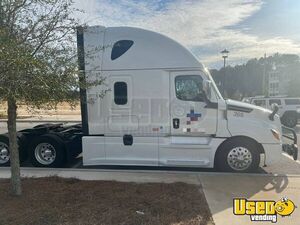 2020 Cascadia Freightliner Semi Truck 2 Florida for Sale