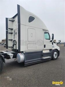 2020 Cascadia Freightliner Semi Truck 3 Michigan for Sale