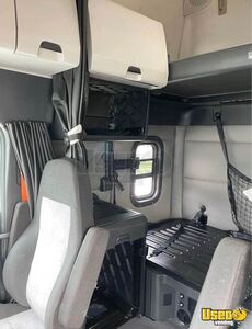 2020 Cascadia Freightliner Semi Truck 6 Texas for Sale