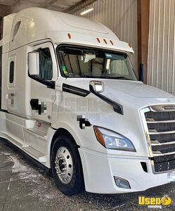 2020 Cascadia Freightliner Semi Truck California for Sale