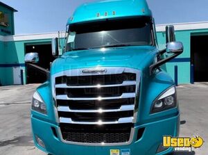 2020 Cascadia Freightliner Semi Truck Microwave Virginia for Sale