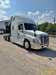 2020 Cascadia Freightliner Semi Truck Texas for Sale