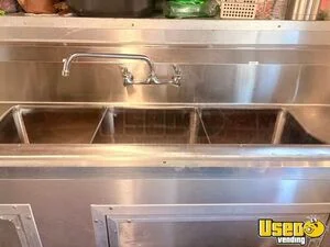 2020 Emt Kitchen Food Trailer Upright Freezer Florida for Sale