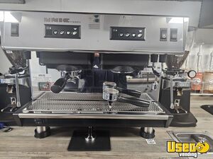 2020 Express Coffee & Beverage Truck Diamond Plated Aluminum Flooring Pennsylvania Gas Engine for Sale