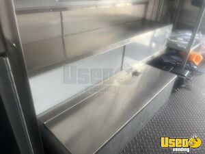 2020 F59 Bakery Food Truck Electrical Outlets Florida Gas Engine for Sale