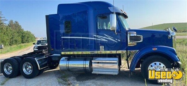 2020 Freightliner Semi Truck Iowa for Sale