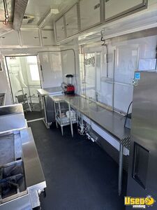 2020 Grizzly Kitchen Food Trailer Removable Trailer Hitch California for Sale