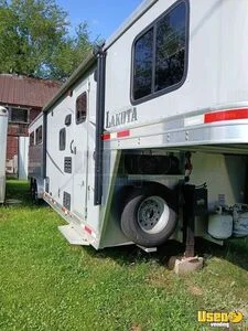 2020 Living Quarters Horse Trailers :: 4-horse Lq Trailers 4-horse Lq Trailer Kitchen Sinks Maryland for Sale
