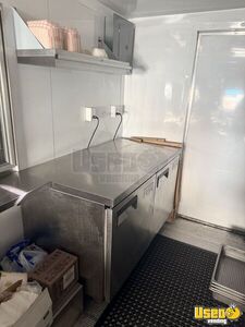 2020 Mini Donut And Floats Food Truck Bakery Food Truck Generator Pennsylvania for Sale