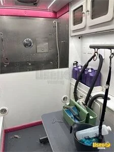 2020 Mobile Dog Grooming Van Pet Care / Veterinary Truck Additional 1 Texas for Sale