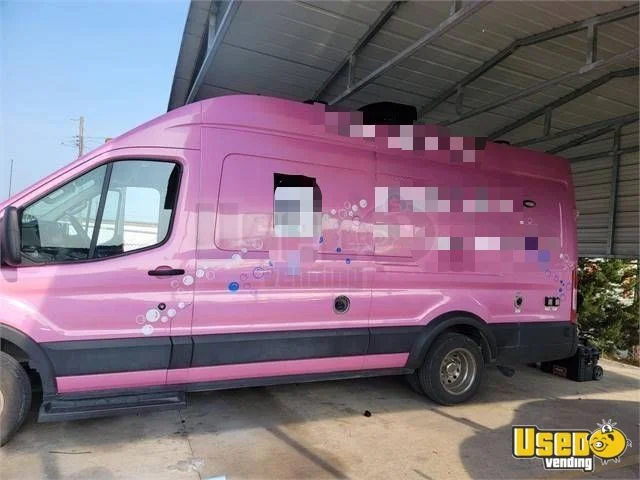 2020 Mobile Dog Grooming Van Pet Care / Veterinary Truck Texas for Sale