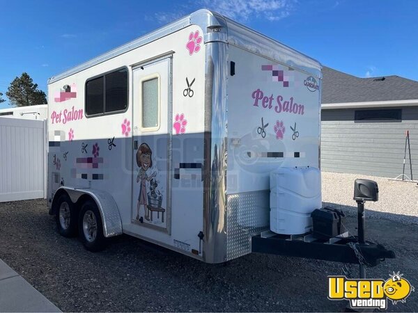 2020 Mobile Pet Care Trailer Pet Care / Veterinary Truck Montana Gas Engine for Sale