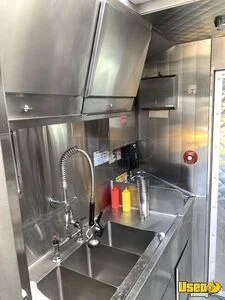 2020 Mt45 All-purpose Food Truck Diamond Plated Aluminum Flooring California Diesel Engine for Sale