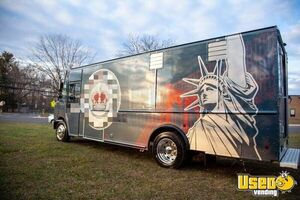 2020 Mt55 Kitchen Food Truck All-purpose Food Truck Diamond Plated Aluminum Flooring New York Diesel Engine for Sale