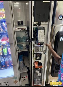 2020 Mvp10cp Vending Combo 2 Illinois for Sale