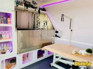 2020 Ram 2500 Pet Care / Veterinary Truck Electrical Outlets North Carolina for Sale