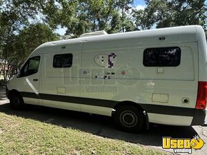 2020 Sprinter 2500 Mobile Hair & Nail Salon Truck Air Conditioning Texas Diesel Engine for Sale