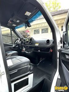 2020 Sprinter 2500 Mobile Hair & Nail Salon Truck Backup Camera Texas Diesel Engine for Sale