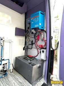 2020 Sprinter 2500 Mobile Hair & Nail Salon Truck Electrical Outlets Texas Diesel Engine for Sale